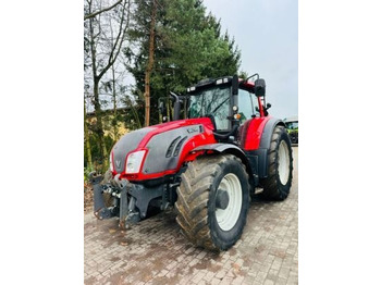 Traktors VALTRA T213