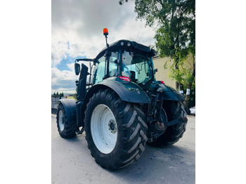 Traktors Valtra T214 Versu: foto 2