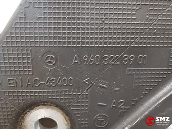 Rāmis/ Šasija - Kravas automašīna Mercedes-Benz Occ bladveerbeugel vooras links Mercedes: foto 5