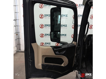 Kabīne un interjers - Kravas automašīna Mercedes-Benz Occ cabine Mercedes Actros MP4 low: foto 5 Kabīne un interjers - Kravas automašīna Mercedes-Benz Occ cabine Mercedes Actros MP4 low: foto 5