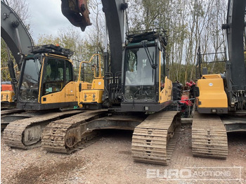 Kāpurķēžu ekskavators VOLVO EC210CL