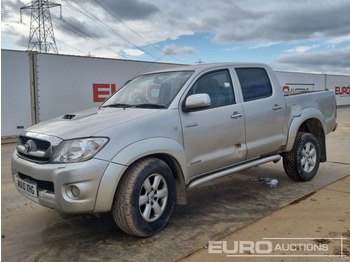 Pikaps TOYOTA Hilux