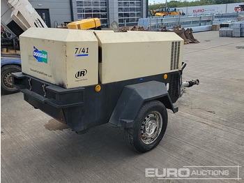 Gaisa kompresors 2012 Doosan 741: foto 5