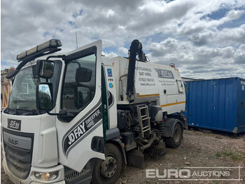 Ielu tīrīšanas mašīna 2014 DAF LF 180 FA: foto 2