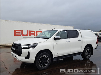 Pikaps TOYOTA Hilux