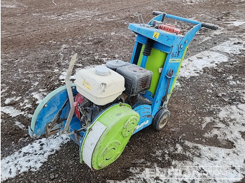 Asfalta ieklāšanas tehnika HONDA