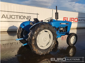 Traktors Ford 2WD Tractor: foto 5 Traktors Ford 2WD Tractor: foto 5