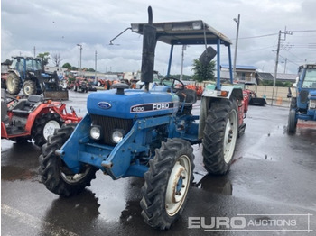 Traktors NEW HOLLAND