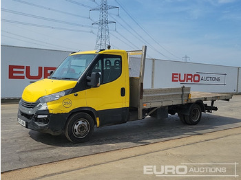 Automašīna ar kravas platformu IVECO
