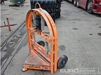 Asfalta ieklāšanas tehnika