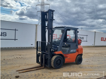 Autokrāvējs TOYOTA FGF 30