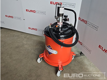 Garāžu aprīkojums Unused Boss BS-40L 40 Ltr Pneumatic High Pressure Grease Pump: foto 3