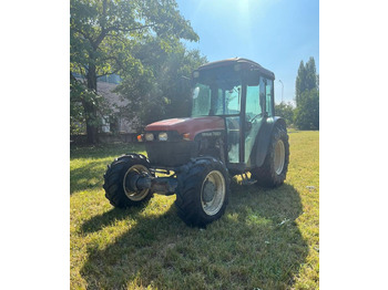 Traktors NEW HOLLAND
