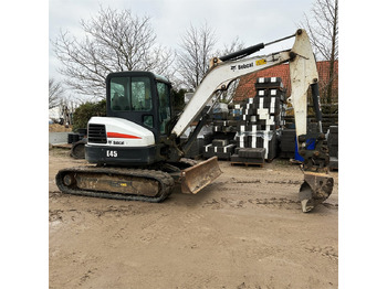 Mini-ekskavators BOBCAT E45
