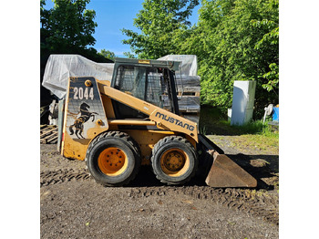Bobcat Mustang 2044 līzingu Bobcat Mustang 2044: foto 5