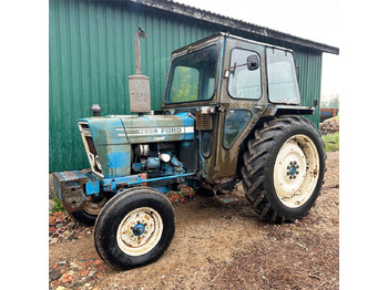 Traktors FORD