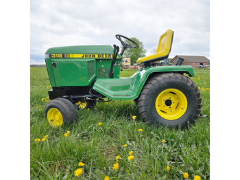 Komunālais traktors John Deere 318: foto 2
