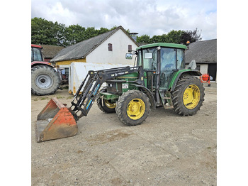 Traktors JOHN DEERE 6200