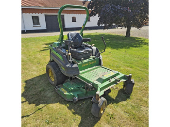 : fotogrāfija galvenē