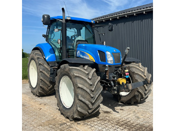 Traktors NEW HOLLAND T6000
