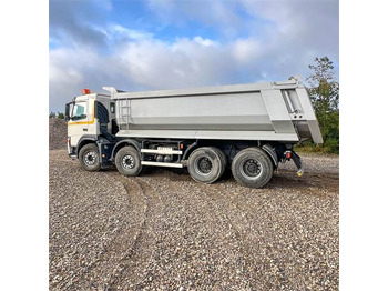 Kravas automašīna pašizgāzējs Volvo FM12 460: foto 3