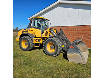 Riteņu iekrāvējs VOLVO L45