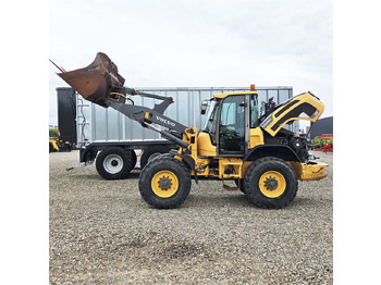 Riteņu iekrāvējs Volvo L45F-TP: foto 4