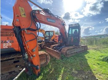 Kāpurķēžu ekskavators DOOSAN DX140LCR-5