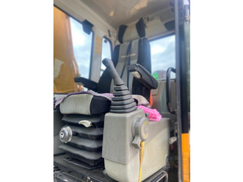 Kāpurķēžu ekskavators Hyundai LONG REACH ROBEX 210LC-7: foto 5
