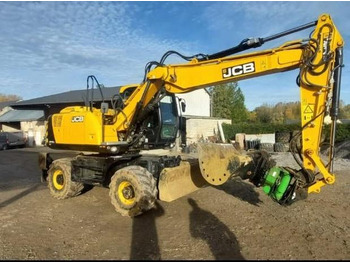 Riteņu ekskavators JCB JS145W