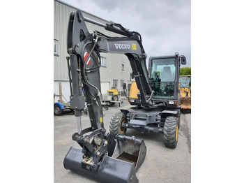 Riteņu ekskavators VOLVO EW60E