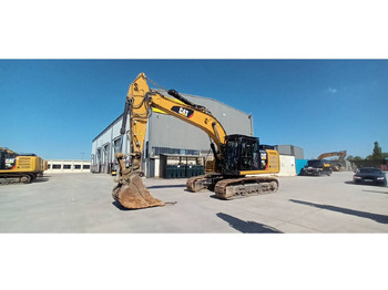 Kāpurķēžu ekskavators CATERPILLAR 326