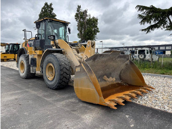 Riteņu iekrāvējs CATERPILLAR 962M