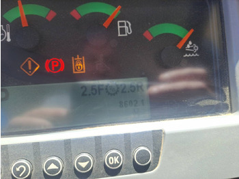 Kāpurķēžu iekrāvējs CAT 963K: foto 5