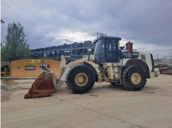 Riteņu iekrāvējs CATERPILLAR 966M