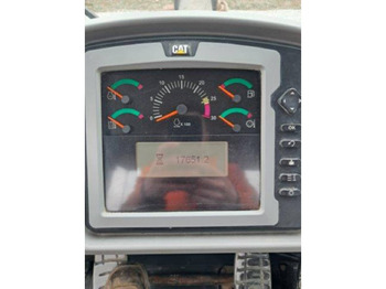 Riteņu iekrāvējs CAT 972K: foto 5