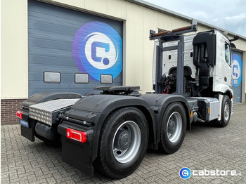 Vilcējs Mercedes-Benz Actros 3363 6x4 SLT Euro 6 3363 6x4 SLT Euro 6 - Zwaartransport - Heavy Load - Schwertransporte - 140 Ton - Year 2024 - Km 35.788 !! - Turbo Retarder Clutch - LIKE NEW !!: foto 4
