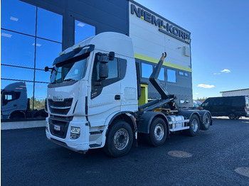 Pacēlājs ar āķi IVECO X-WAY