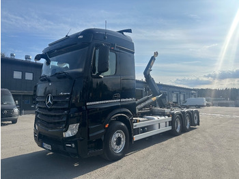 Pacēlājs ar āķi MERCEDES-BENZ Actros