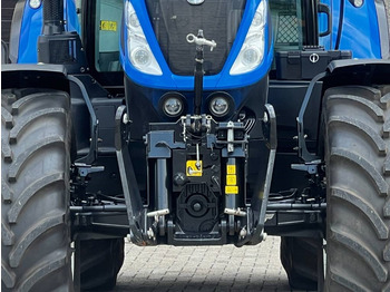 Traktors New Holland T7.270 Auto Command: foto 5