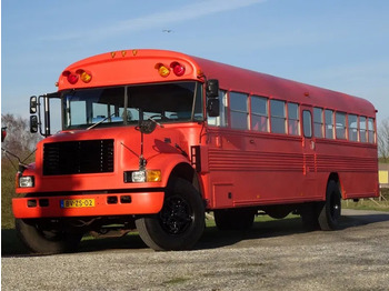 Starppilsētu autobuss