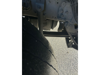 Vilcējs DAF XF 480 XF480 Super Space Very complete trucks More pc available: foto 4