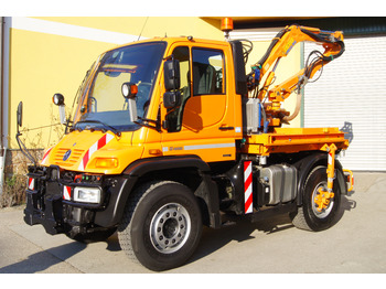 Komunālā/ Specializētā tehnika Unimog Unimog U 400/Hydrostat/Mähtür +MULAG MHU 800: foto 2