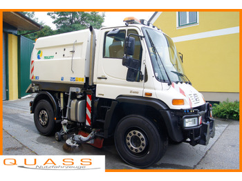 Ielu tīrīšanas mašīna UNIMOG U400