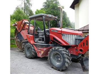 Tranšeju racējs DITCH WITCH