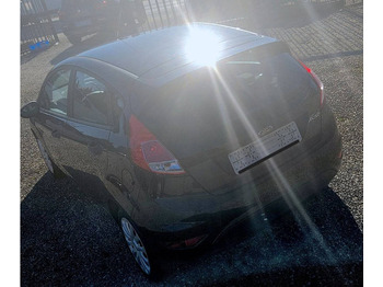 Sedans Ford Fiesta (VII - update) 1.25: foto 4