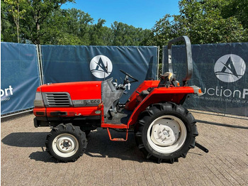 Traktors KUBOTA