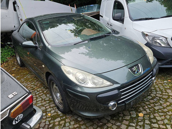 Sedans Peugeot 307 CC 1.6i: foto 2