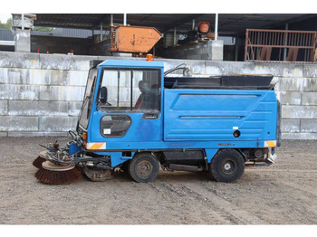 Ielu tīrīšanas mašīna SCHMIDT