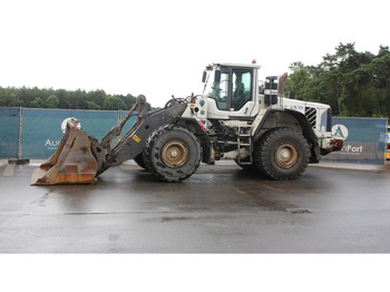 Riteņu iekrāvējs VOLVO L180F
